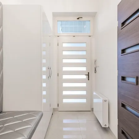 Kiraly 35 Luxury With Free Parking Apartment
