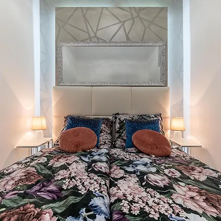 Apartment Kiraly 35 Luxury With Free Parking *