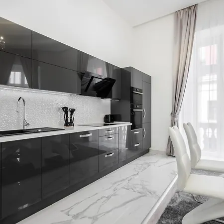 Apartment Kiraly 35 Luxury With Free Parking *