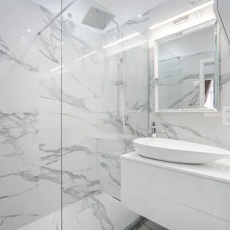 Apartment Kiraly 35 Luxury With Free Parking Budapest
