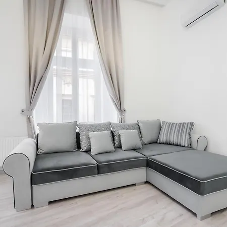 Appartement Kiraly 35 Luxury With Free Parking Budapest