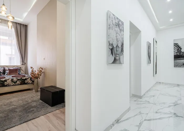 Kiraly 35 Luxury With Free Parking