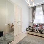아파트 Kiraly 35 Luxury With Free Parking